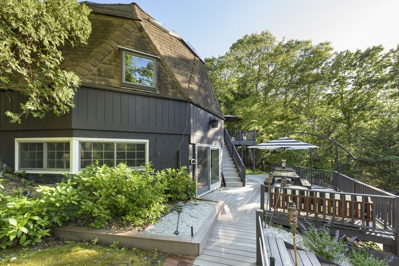 Unique Modern DOME Cottage with a Pool - Hampton Bays, New York
