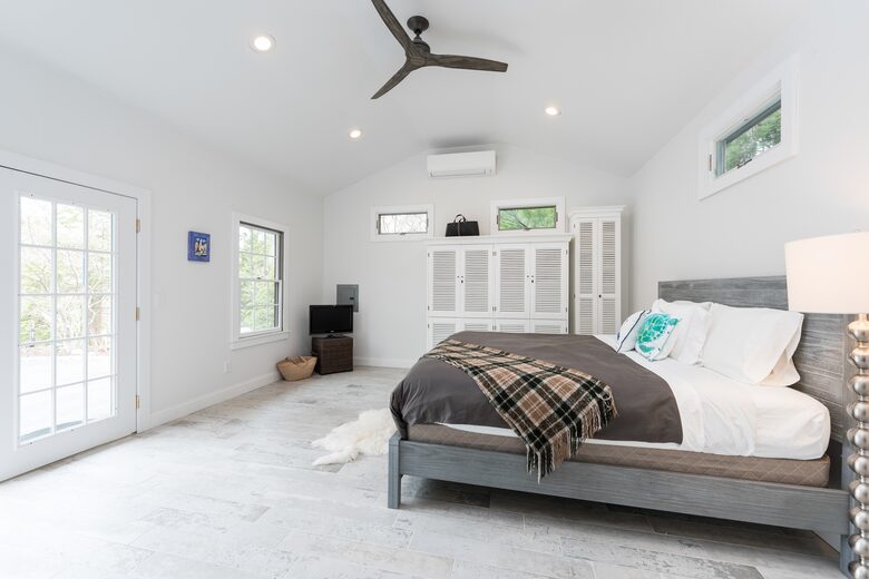 Unique Modern DOME Cottage with a Pool - Hampton Bays, New York