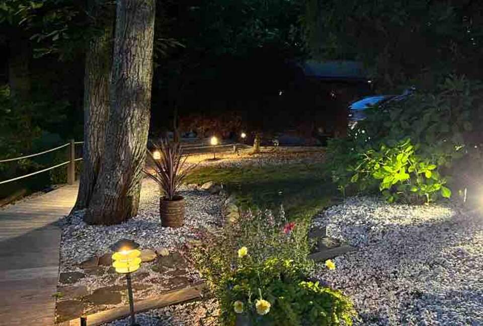 Unique Modern DOME Cottage with a Pool - Hampton Bays, New York