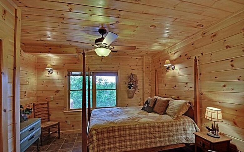 Mountain Getaway - Above the Clouds - Blue Ridge, Georgia