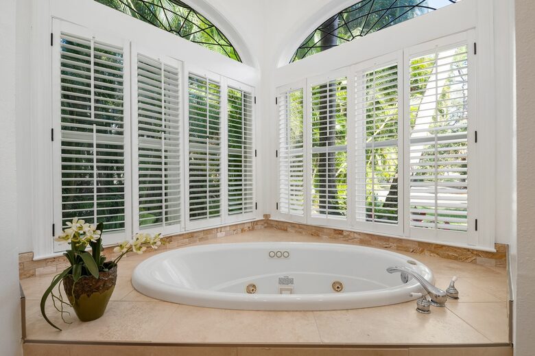 Bradenton Bayside Home - Bradenton, Florida