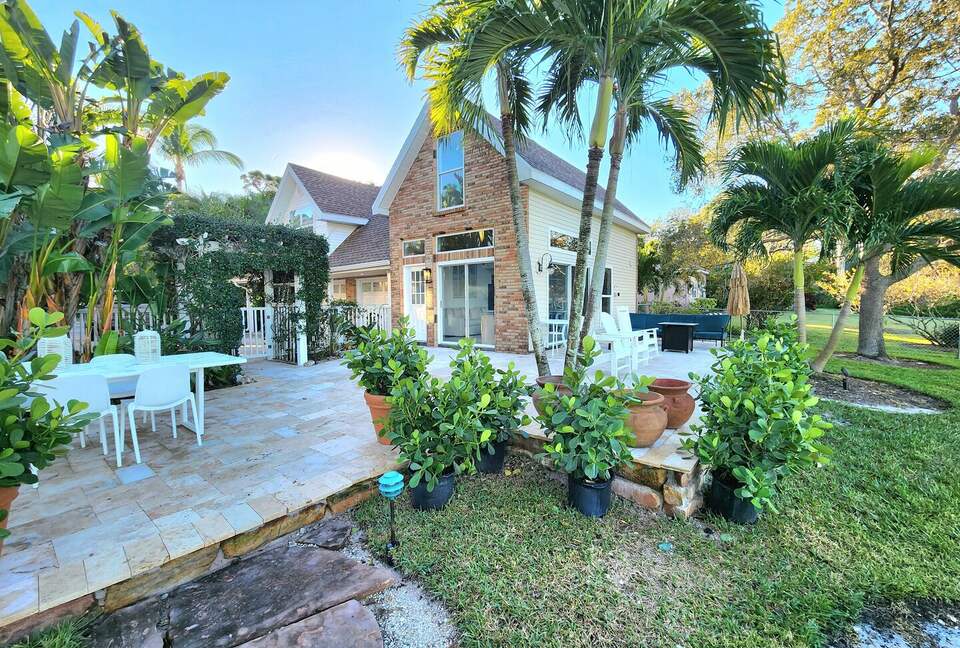 Bradenton Bayside Home - Bradenton, Florida