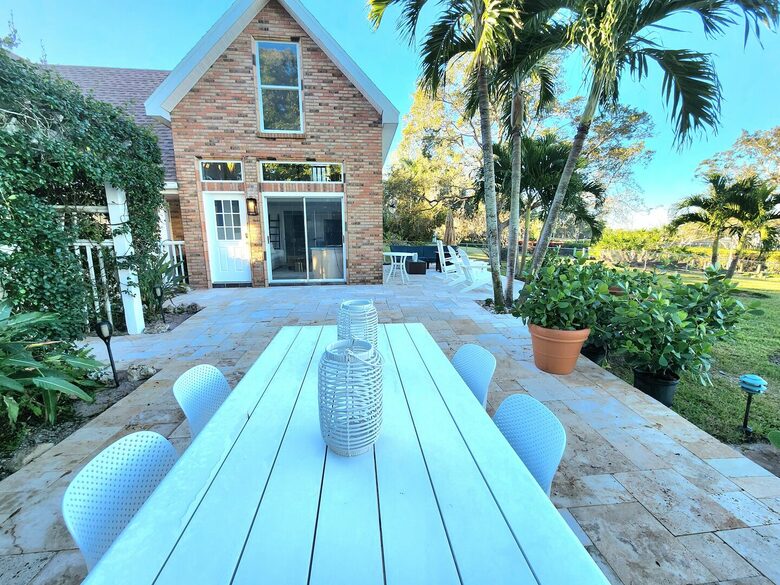 Bradenton Bayside Home - Bradenton, Florida