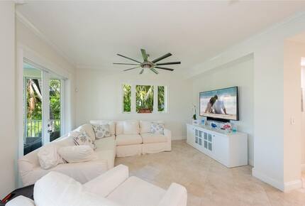 Tropical Waterfront Home with Boat Dock and Heated Pool - Key Largo, Florida