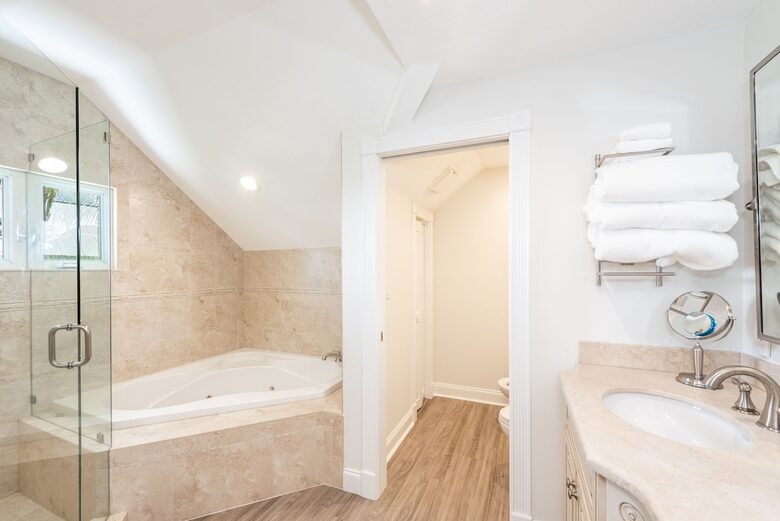 Tropical Waterfront Home with Boat Dock and Heated Pool - Key Largo, Florida