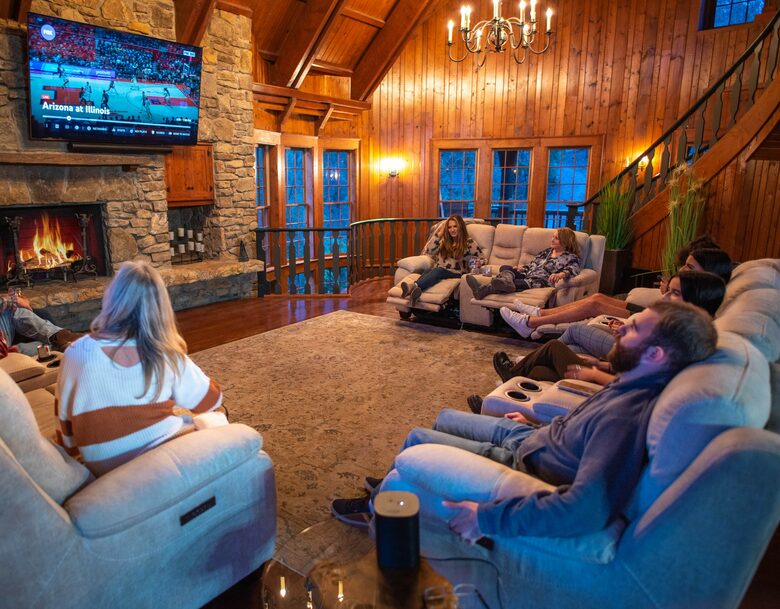 Bellissimo Castle on Lake Lanier / Private dock / Boat / Jet Skis / ATV - Gainesville, Georgia