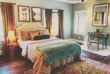 Hacienda Aslan Rooftop Villa in The Heart Of Miami - Miami, Florida