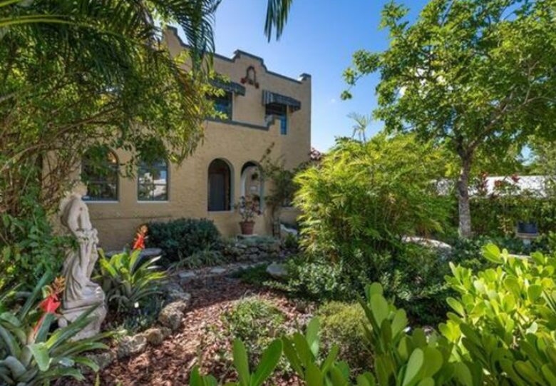 Hacienda Aslan Rooftop Villa in The Heart Of Miami - Miami, Florida