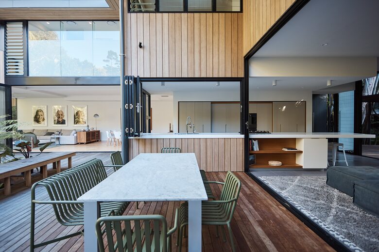 Tanglewood (R) - Little Cove, Australia