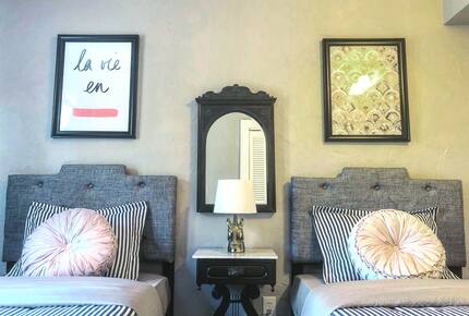 Hacienda Aslan Rooftop Villa in The Heart Of Miami - Miami, Florida