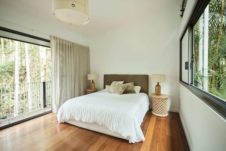 Tanglewood (R) - Little Cove, Australia