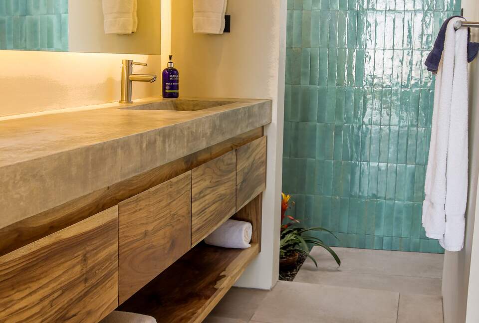 Surf Synergy - Full Immersion Surf Retreat I - Jaco, Costa Rica