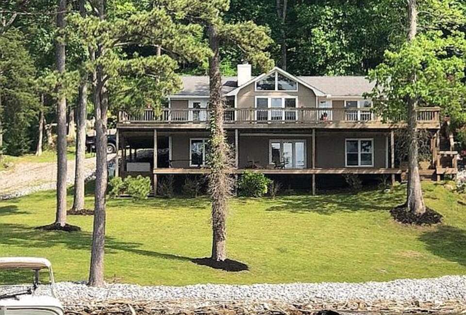 Waterfront Gem on Norris Lake - Maynardville, Tennessee