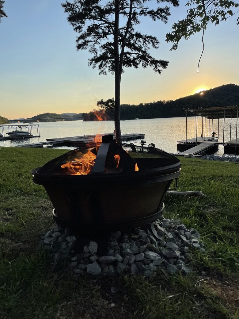 Waterfront Gem on Norris Lake - Maynardville, Tennessee