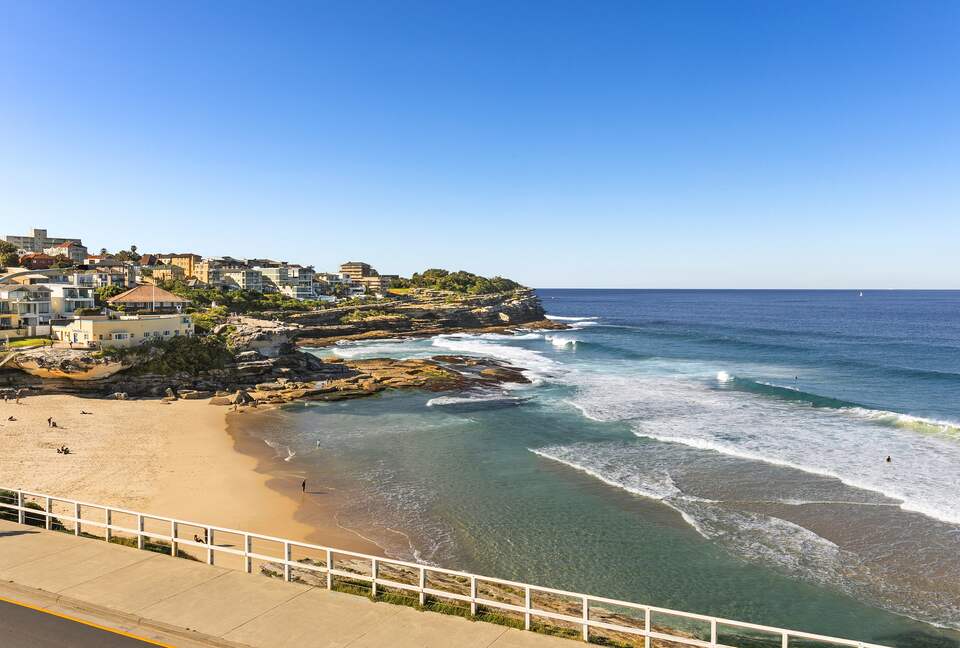 Hamptons style beach front home (R) - Sydney, Australia