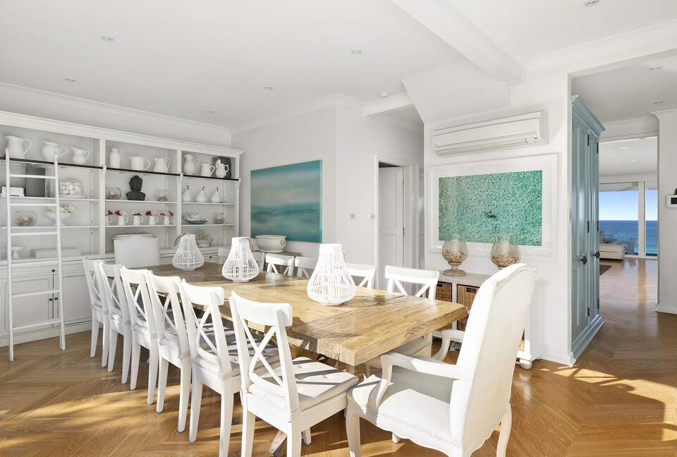 Hamptons style beach front home (R) - Sydney, Australia