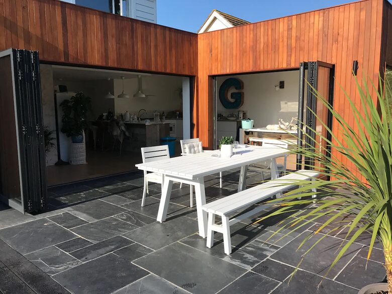 The White House - Earnley, United Kingdom