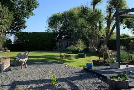 The White House - Earnley, United Kingdom