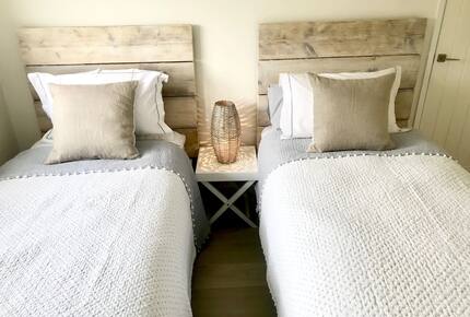 The White House - Earnley, United Kingdom