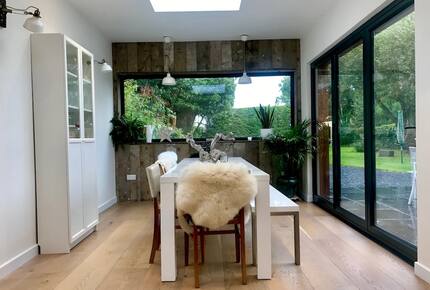 The White House - Earnley, United Kingdom