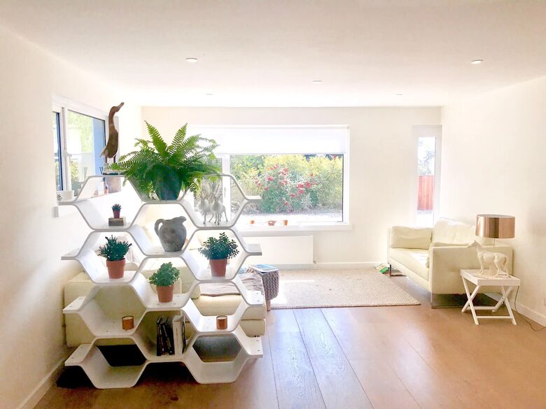 The White House - Earnley, United Kingdom