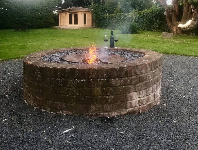 The White House - Earnley, United Kingdom