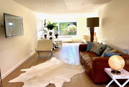 The White House - Earnley, United Kingdom