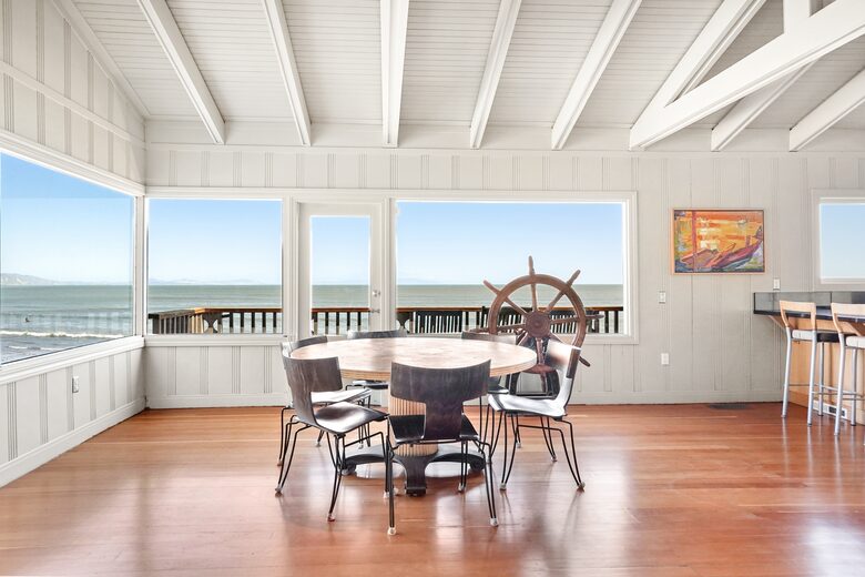 Beachfront Magical Paradise - Bolinas, California