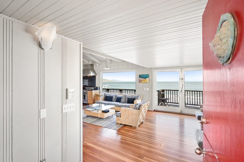 Beachfront Magical Paradise - Bolinas, California