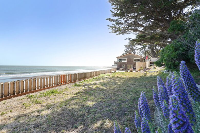 Beachfront Magical Paradise - Bolinas, California