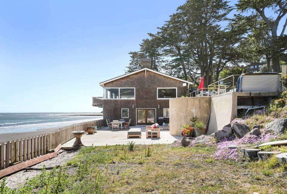 Beachfront Magical Paradise - Bolinas, California