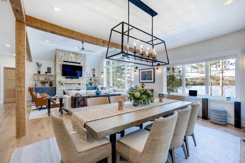 Stunning newly built Lake House with gym, 6 kayaks, screened porch - New London, New Hampshire