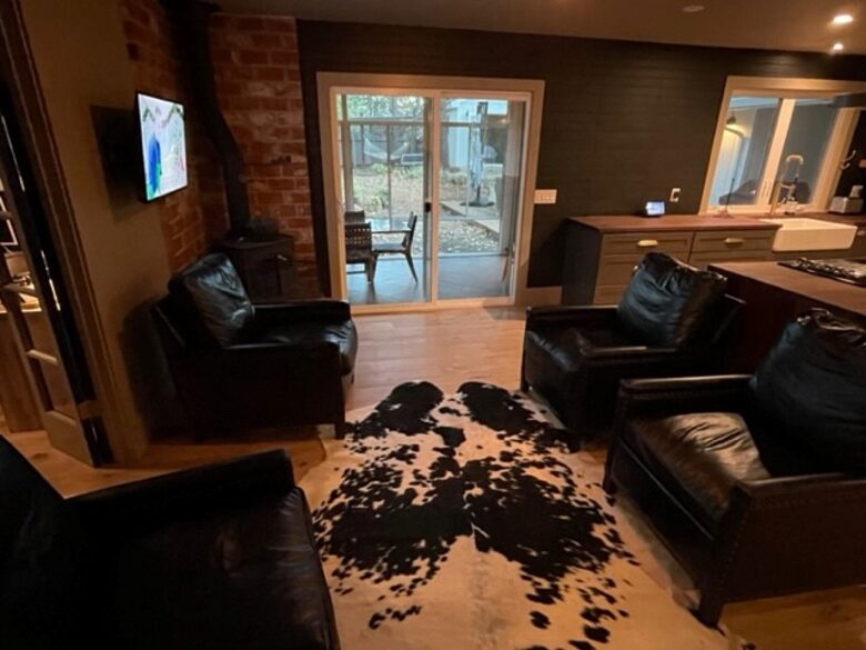 Restoration Vacation Home - Arnold, California