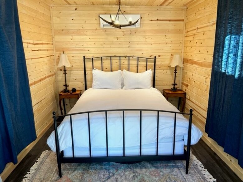 Restoration Vacation Home - Arnold, California