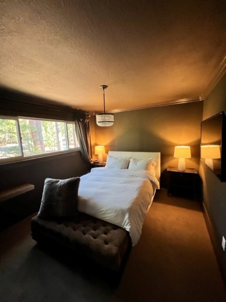 Restoration Vacation Home - Arnold, California