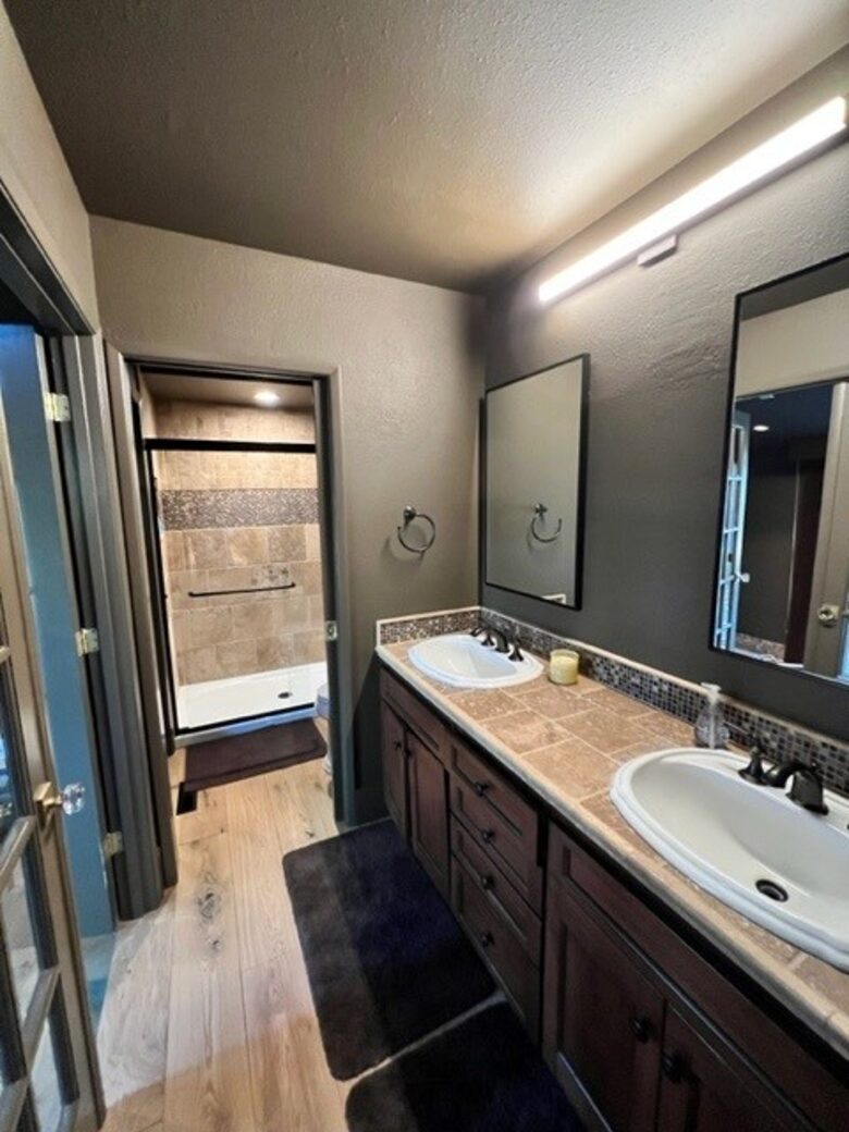 Restoration Vacation Home - Arnold, California