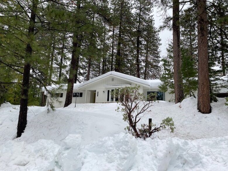 Restoration Vacation Home - Arnold, California