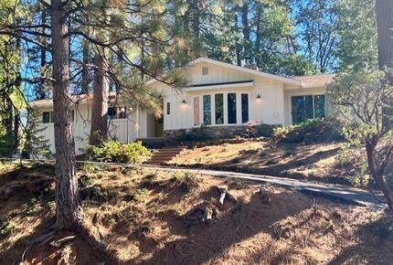 Restoration Vacation Home - Arnold, California