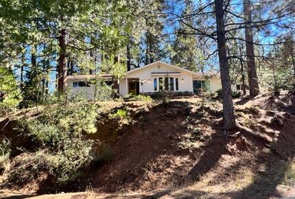 Restoration Vacation Home - Arnold, California