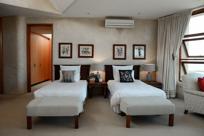 Sandcastle Luxury Villa (R) - Wesley, South Africa