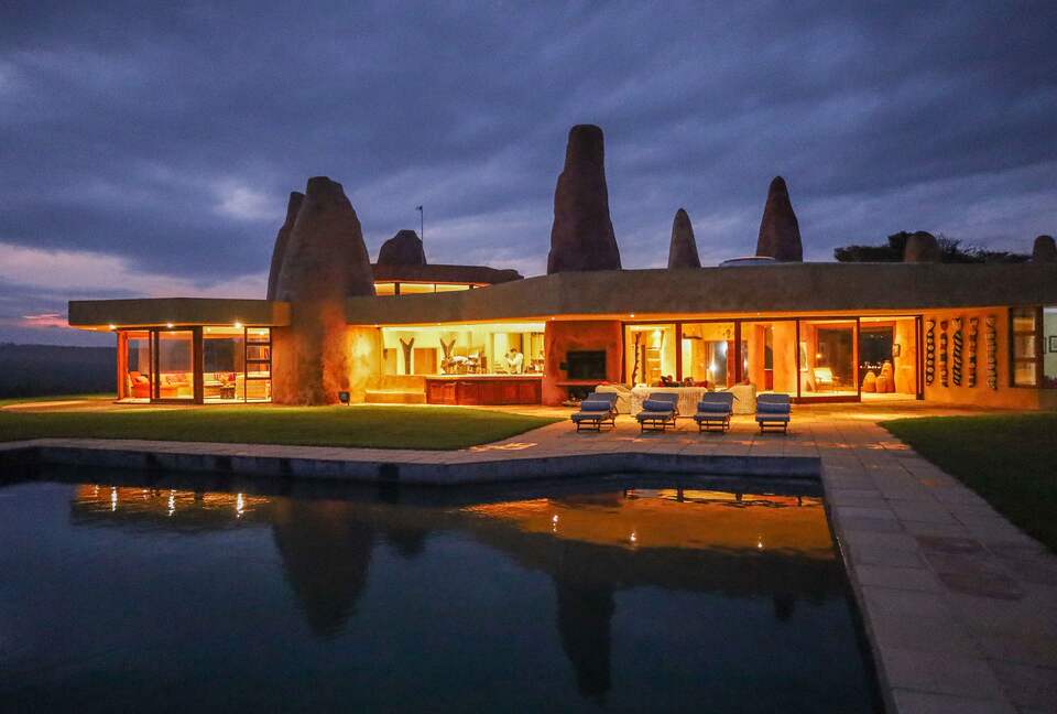 Sandcastle Luxury Villa (R) - Wesley, South Africa