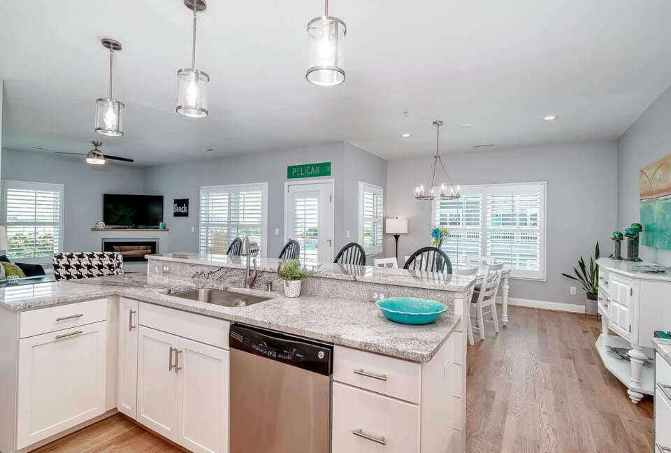 Atlantic Beach Beauty - Atlantic Beach, North Carolina