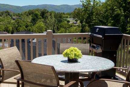 East Coast Ski Home with Community Amenities - Massanutten, Virginia
