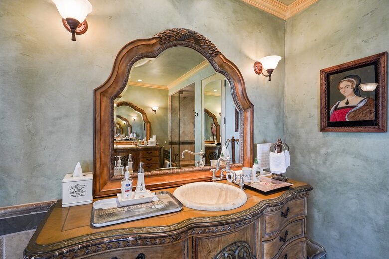 2 Master Bath Counters with Magical Mirrors