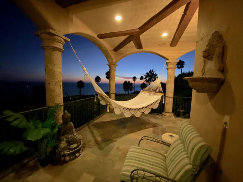 Loggia Hammock & Buddha Fountain, Sunsets & Views