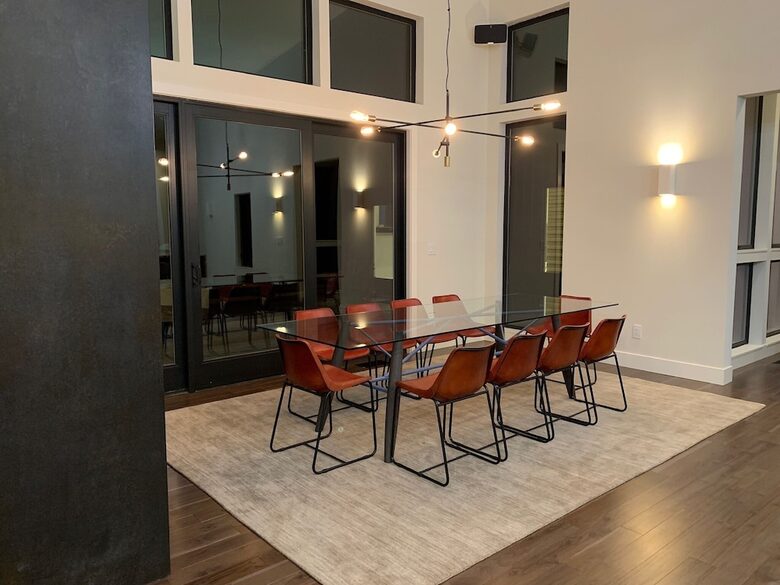 Green Acres of Hidden Hills | Modern Luxury in Wine Country - McMinnville, Oregon