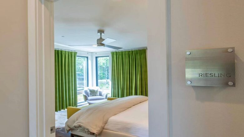 Green Acres of Hidden Hills | Modern Luxury in Wine Country - McMinnville, Oregon