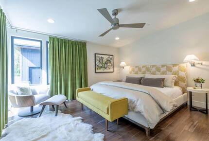 Green Acres of Hidden Hills | Modern Luxury in Wine Country - McMinnville, Oregon