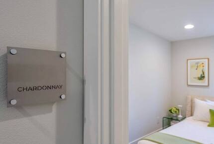 Green Acres of Hidden Hills | Modern Luxury in Wine Country - McMinnville, Oregon