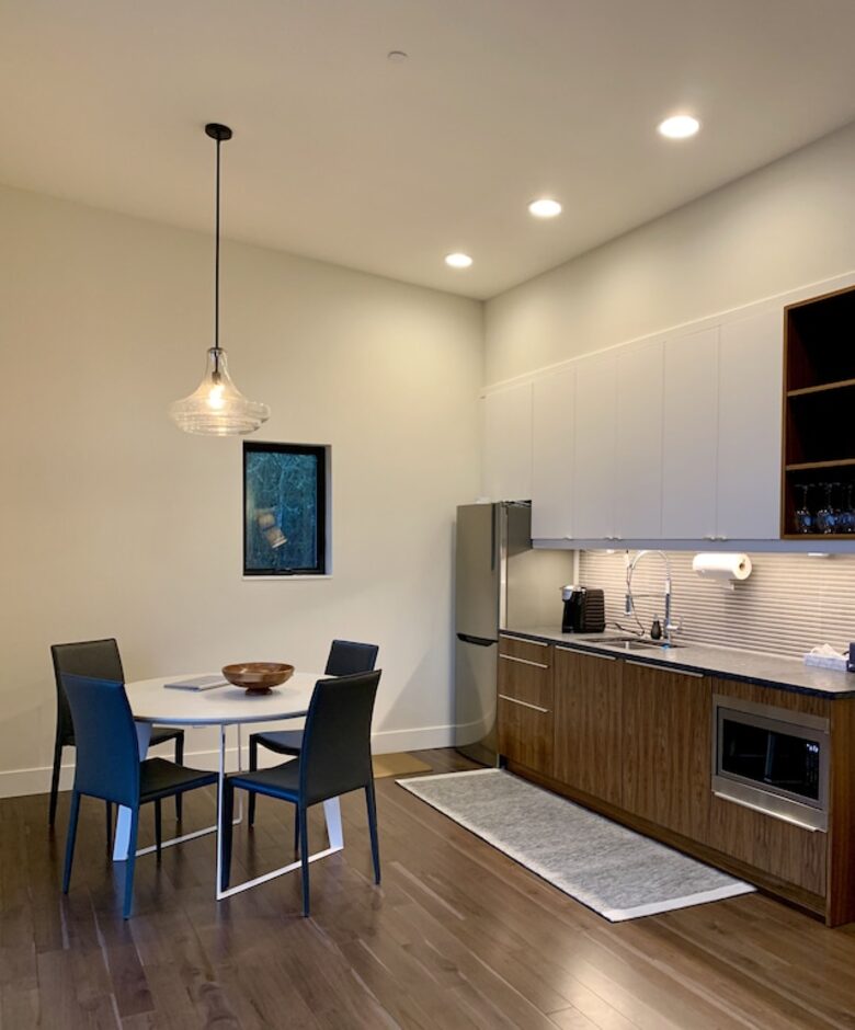 Green Acres of Hidden Hills | Modern Luxury in Wine Country - McMinnville, Oregon